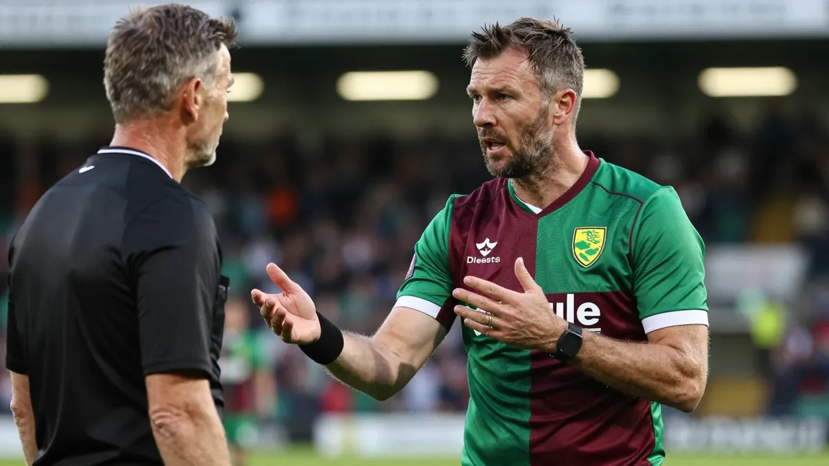 Millwall double lead over Norwich in 2-0 win